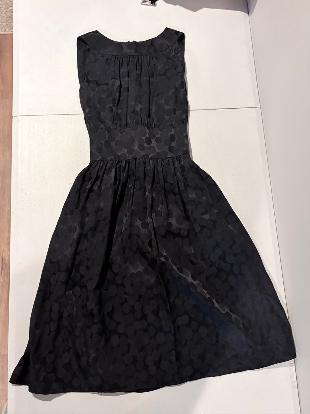 100% silk size 12 classic elegant little black dress tonal polka dot